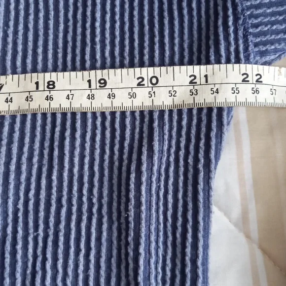 Comfy Ribbed Material Top - Picture 5 of 9